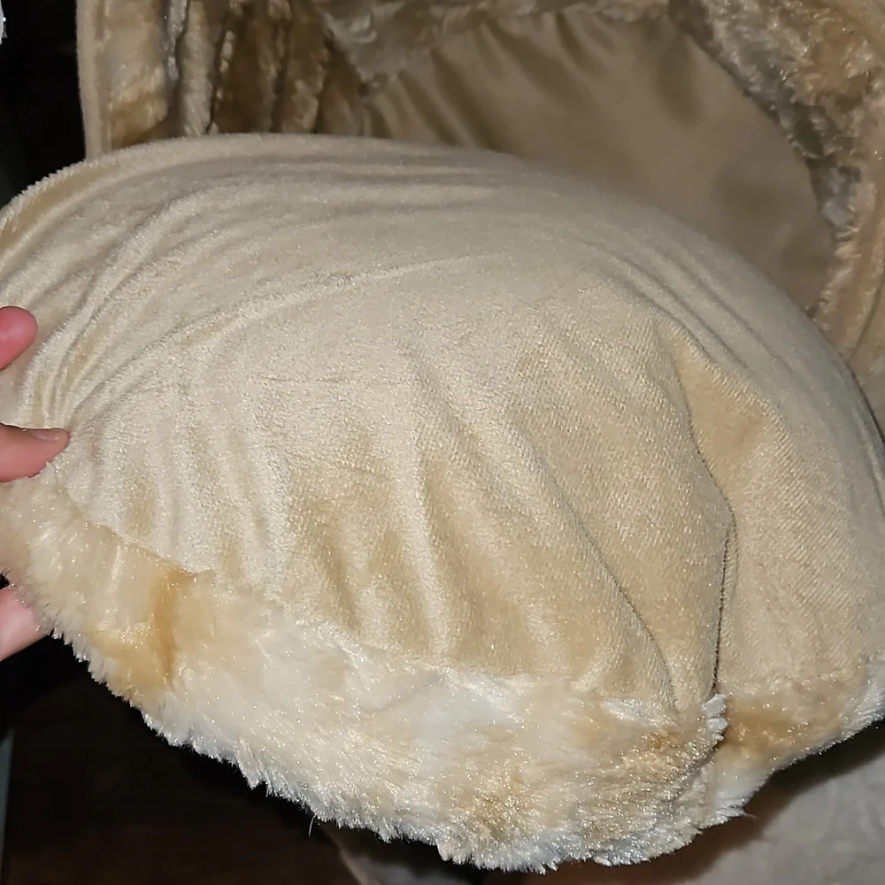 Precious Tails Dream Mink Hut- Cuddler Cat, Dog Fur Bed CAMEL